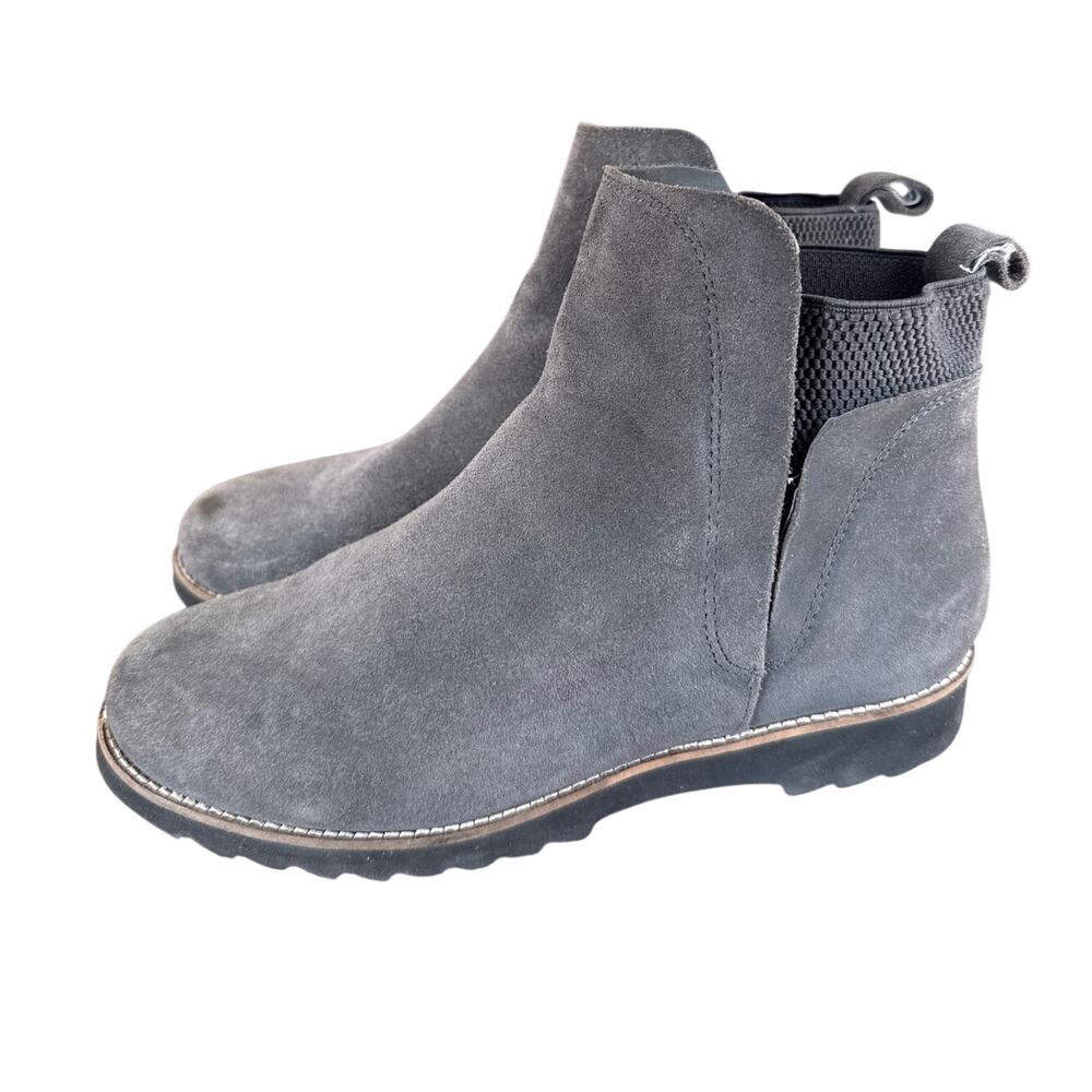 Blondo Waterproof Chelsea Boots in Gray Nubuck Suede Size 8.5 Rain Snow